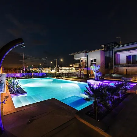 Una Terrazza Sul Lago A2 Con Piscina By Wonderful Italy * Peschiera del Garda