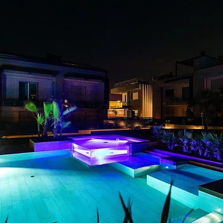 Una Terrazza Sul Lago A2 Con Piscina By Wonderful Italy Apartment *